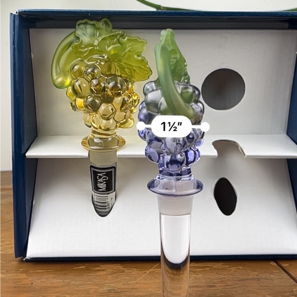 MIKASA Chablis Austrian Lead Crystal Grape Wine Stoppers Vineyard Set Of 2- M - Picture 12 of 12